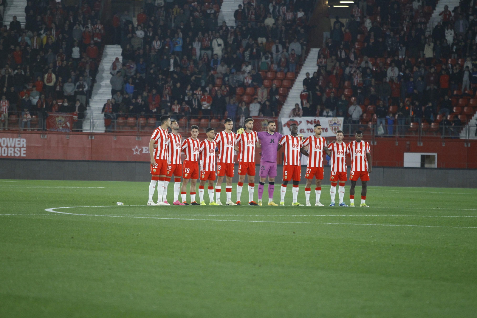 Imágenes del partido U.D. Almería-Deportivo Alavés