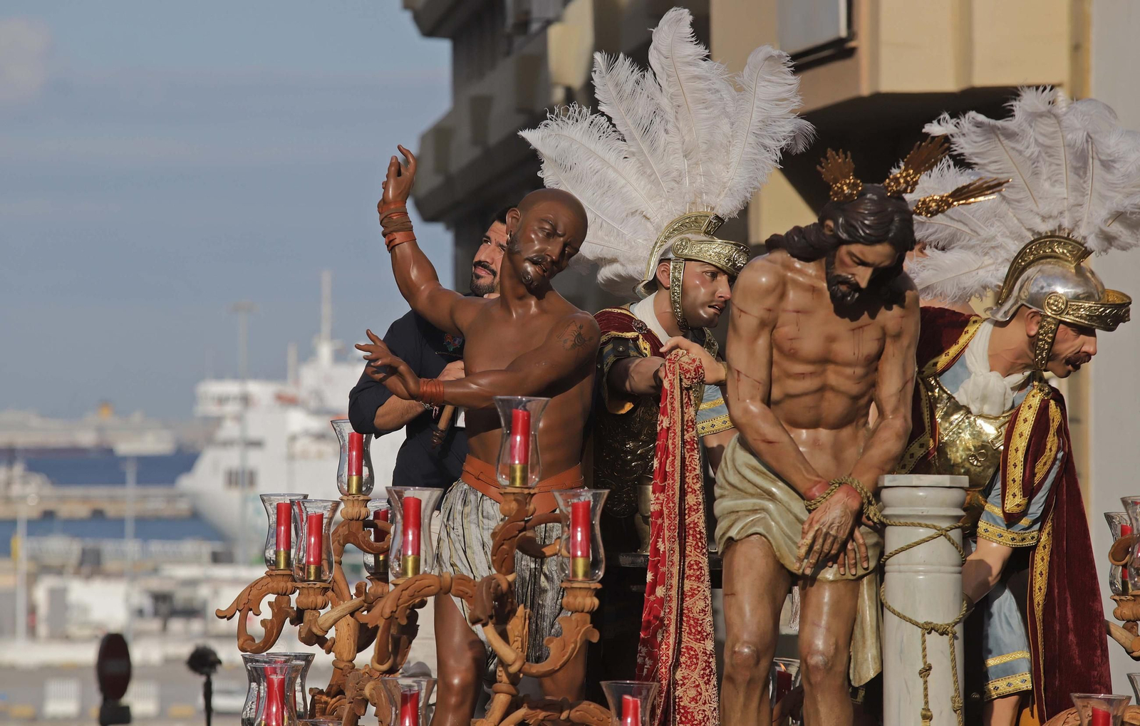 Fotos del Lunes Santo en Algeciras: La Columna