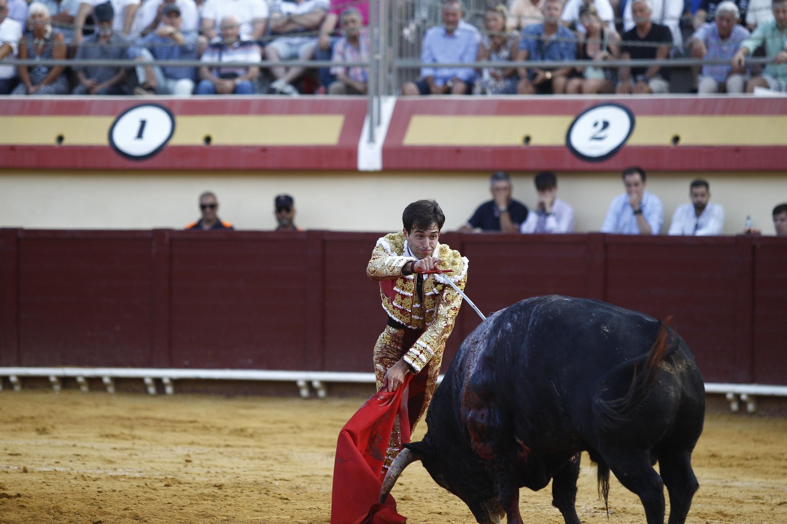 Corrida de toros en Vera, en imágenes