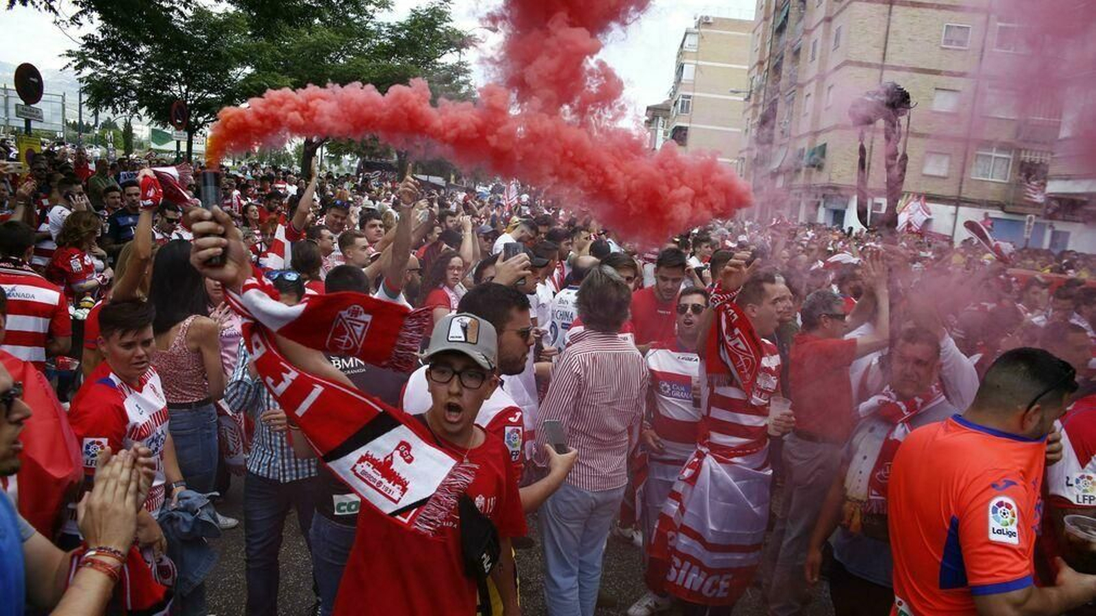 La afición granadinista prepara el mejor recibimiento de la historia del club