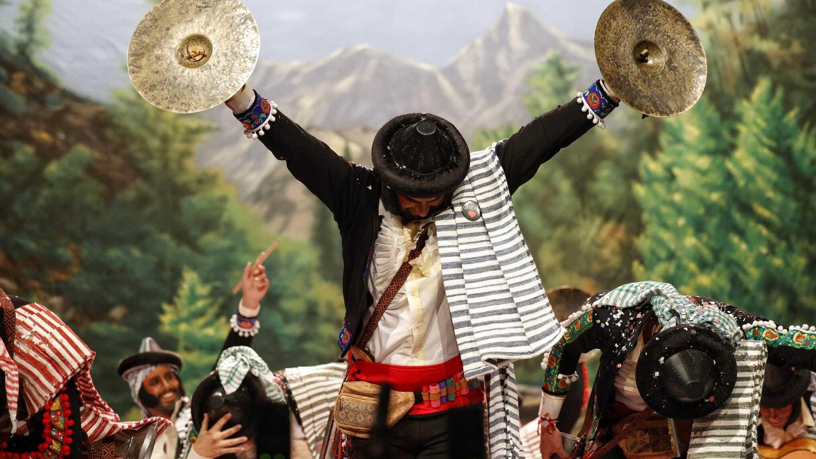 El final de la presentación de La chirigota del barranco.