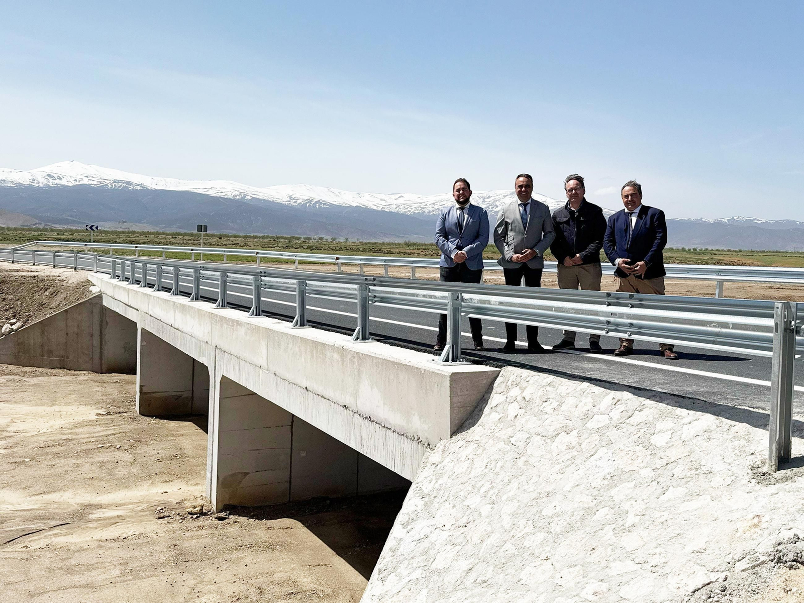 Imagen de la visita a la infraestructura renovada tras la DANA