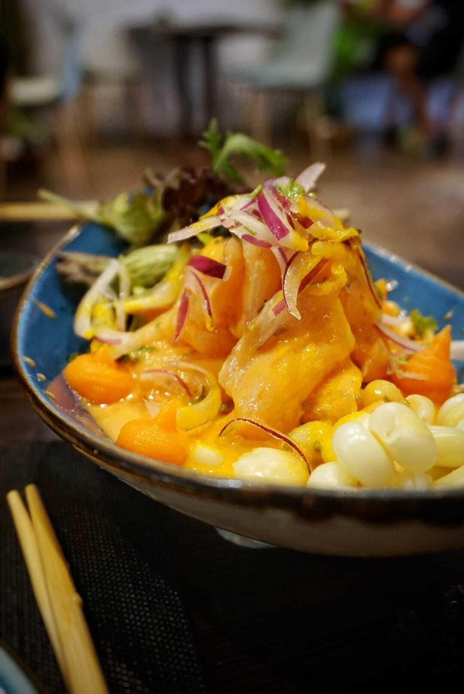 Plato de ceviche de Lima.