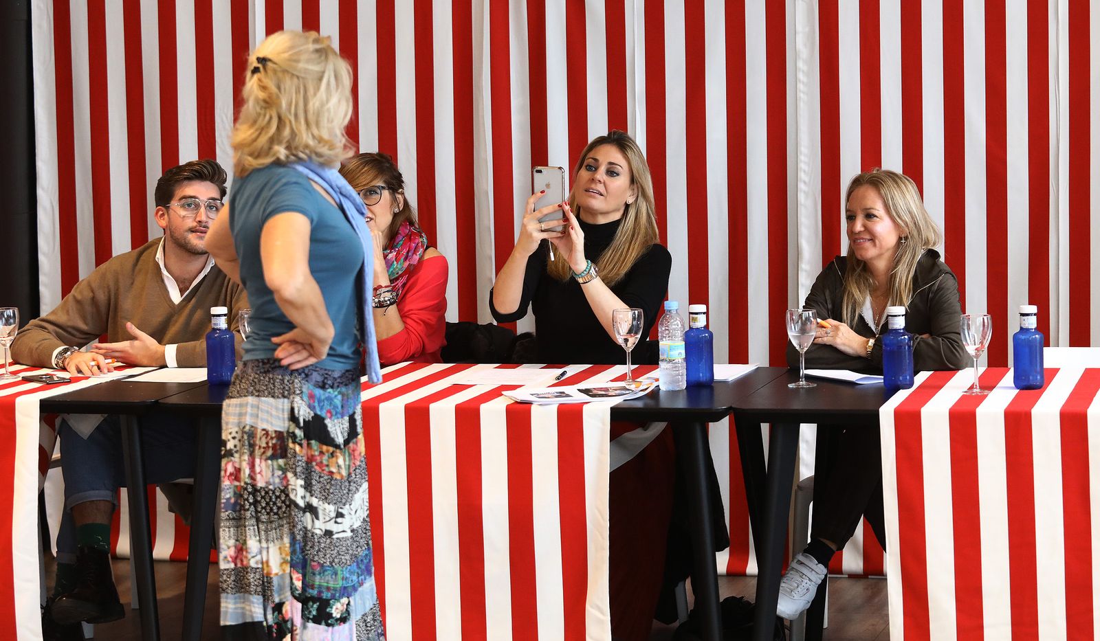 Imágenes del casting 'Mujeres con Solera' celebrado en Ikea