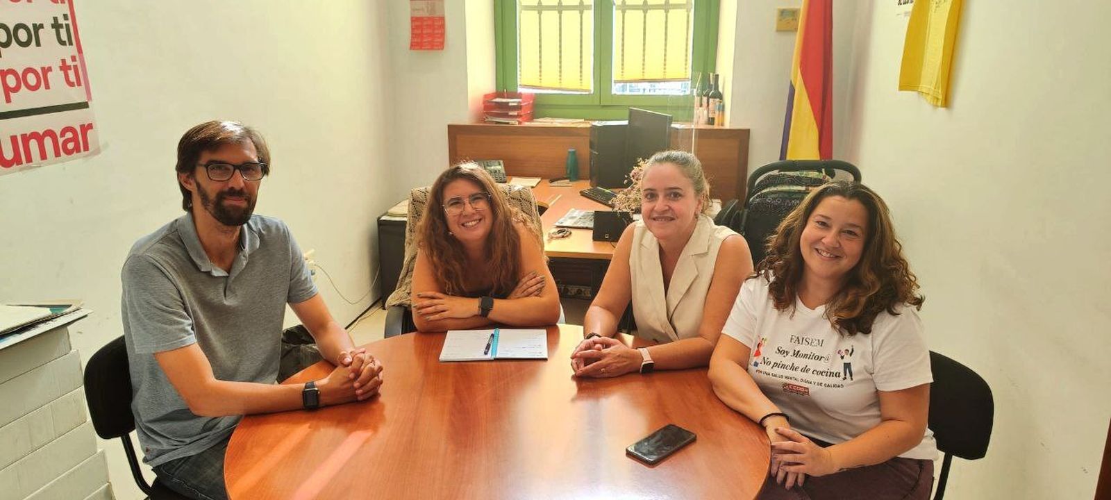 El encuentro de Izquierda Unida con trabajadoras de Faisem.
