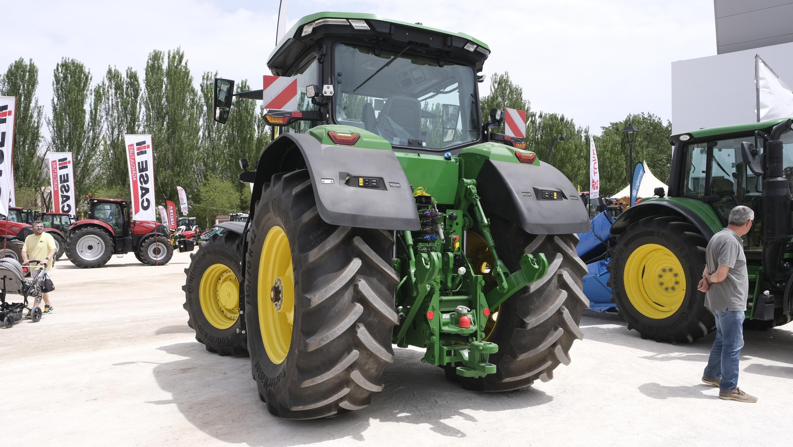 Imágenes de la Terracultura Chirivel 2023, feria de agricultura y maquinaria