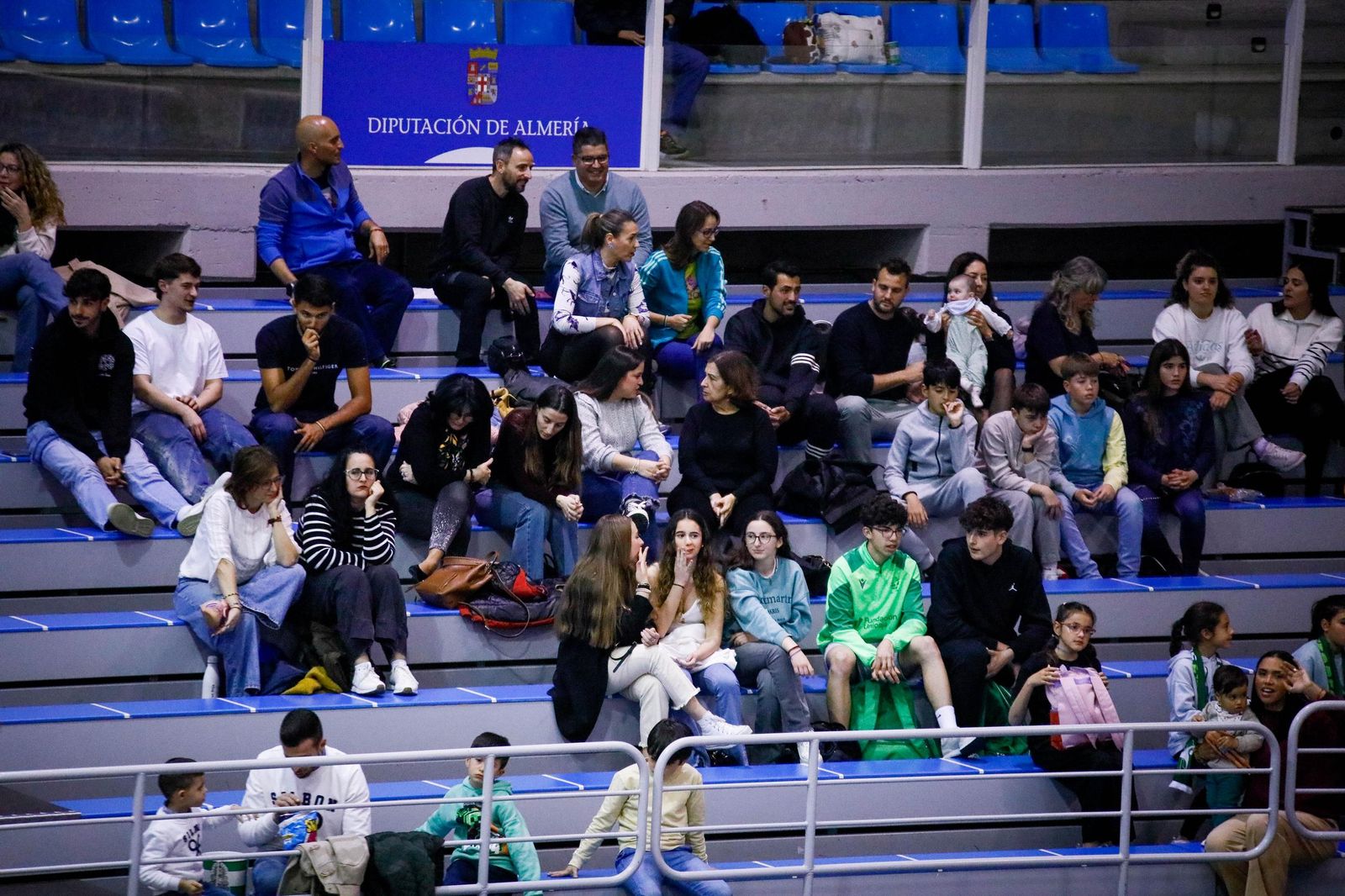 Las imágenes del Unicaja Costa de Almería-Leleman Conqueridor, primer partido del play off por el título de Superliga en Almería