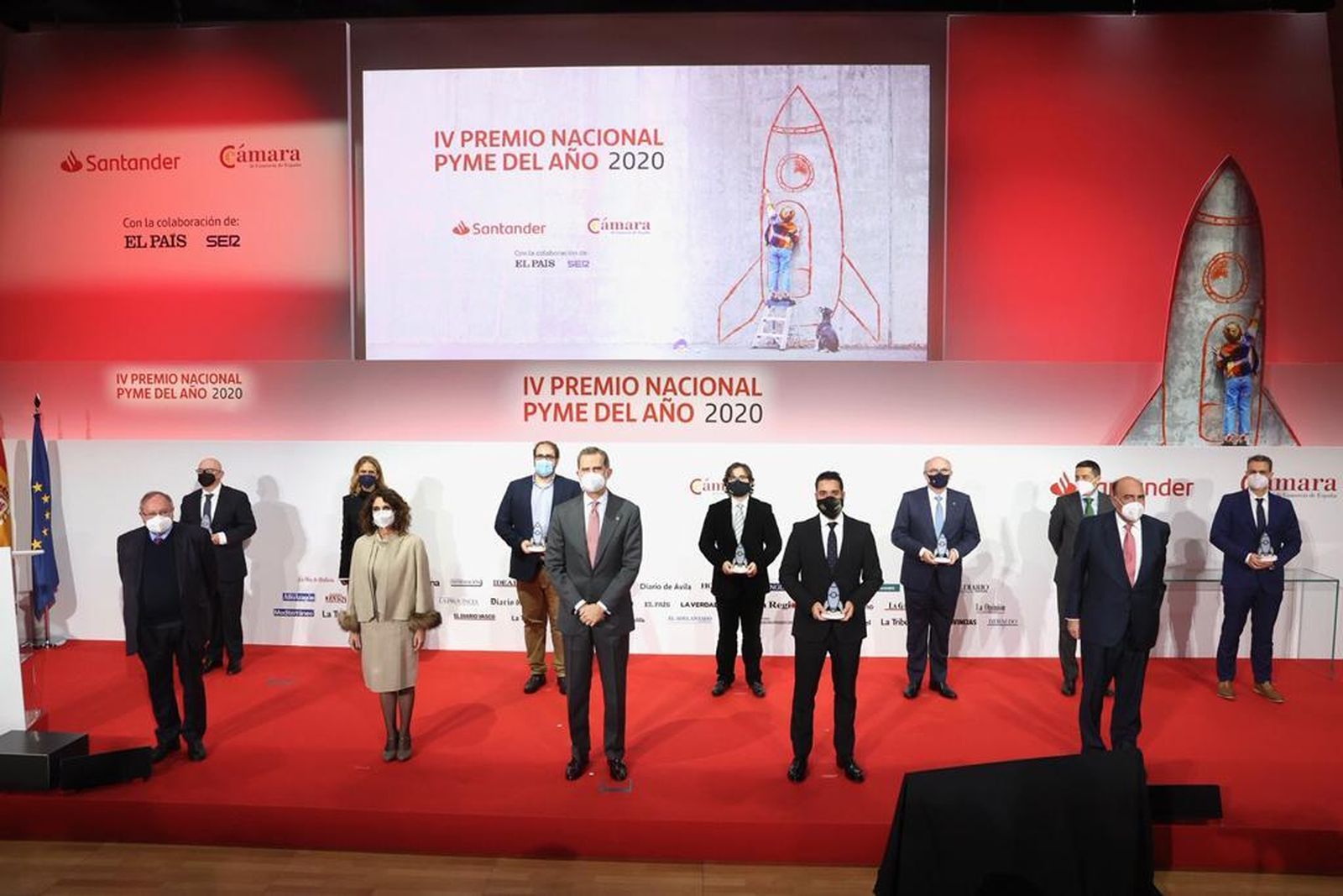 El Rey entrega el Premio Nacional Pyme del Año 2020.