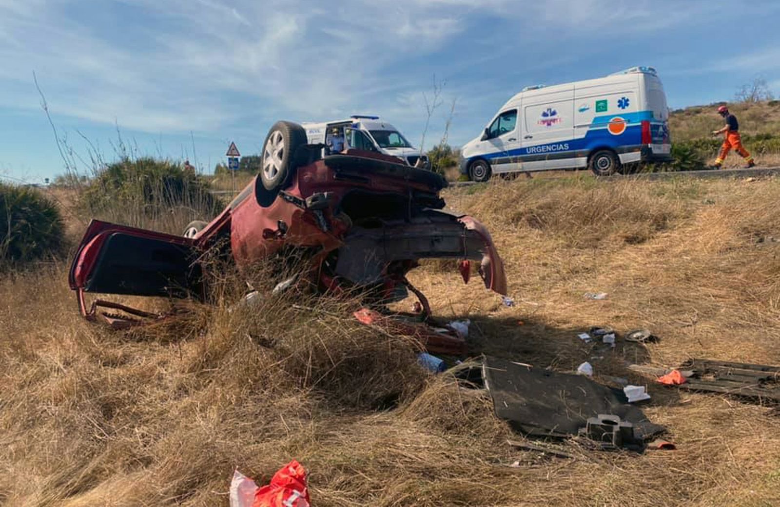 Estado en el que quedó el vehículo tras salirse de la carretera
