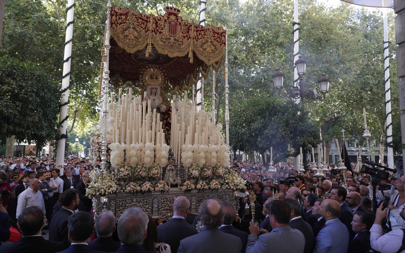 Imágenes del regreso de la Virgen de las Mercedes a su templo