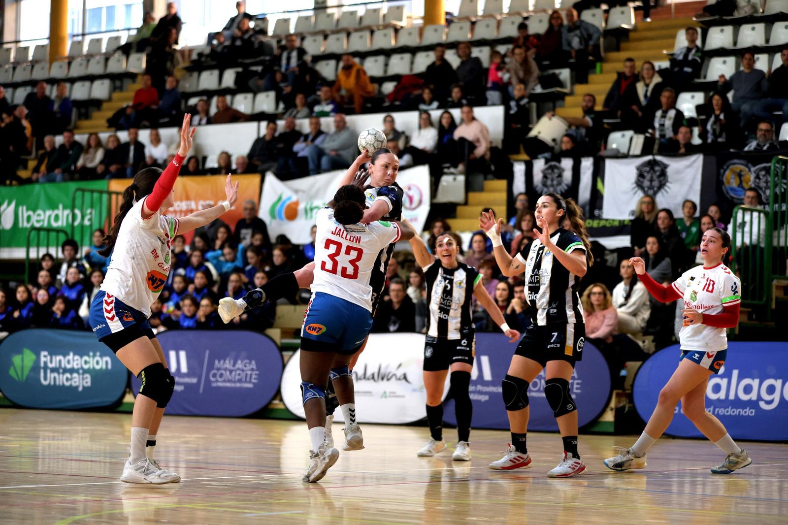 Otro golpe para el Costa del Sol (22-28)