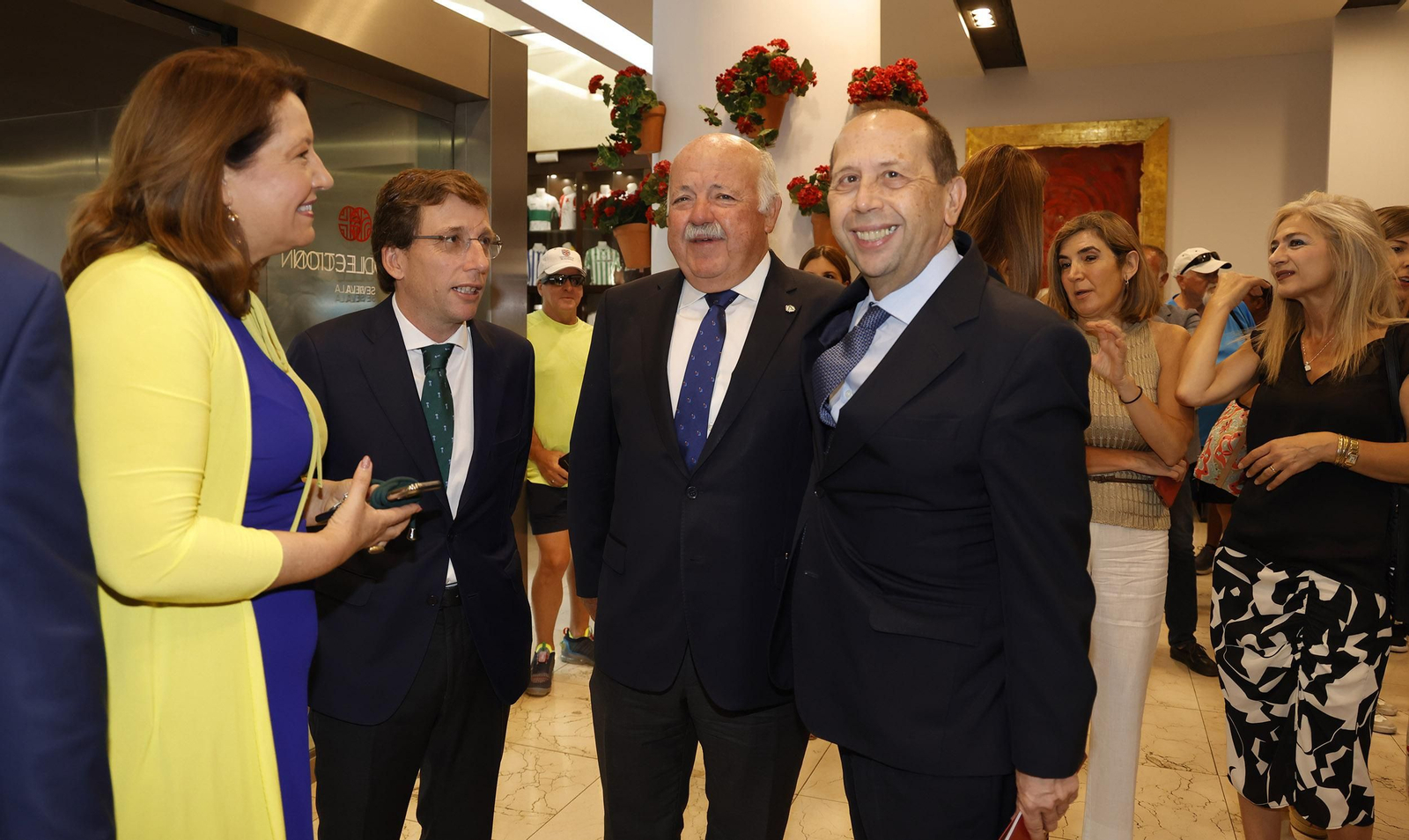 Elías Bendodo en el Foro Joly, todas las imágenes