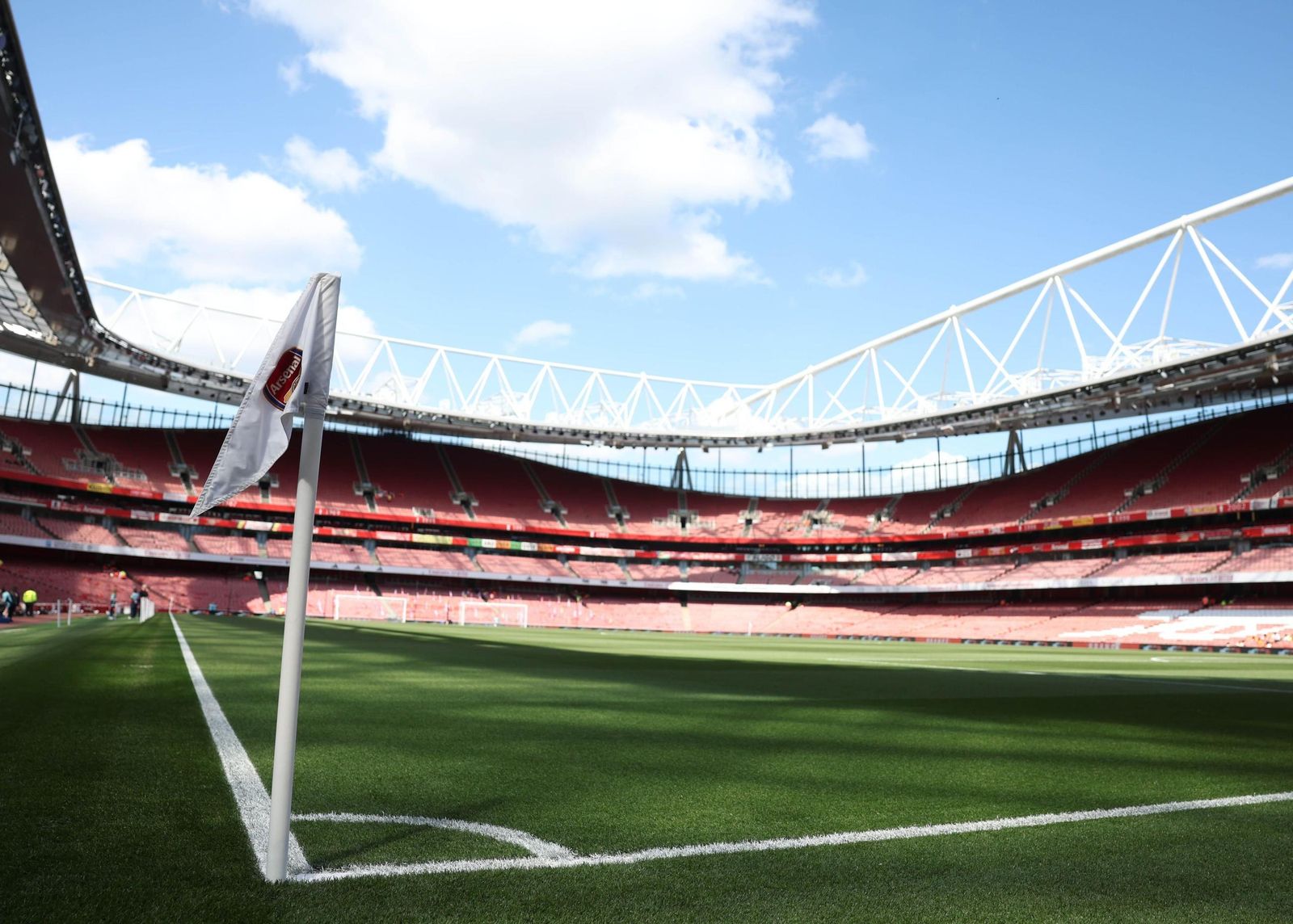 Dean Huijsen marca en el triunfo del Bournemouth en casa del Arsenal