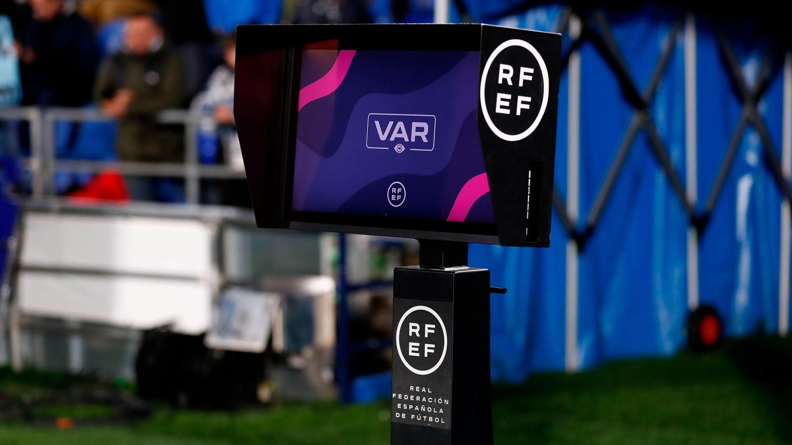 El VAR llegará a Primera RFEF