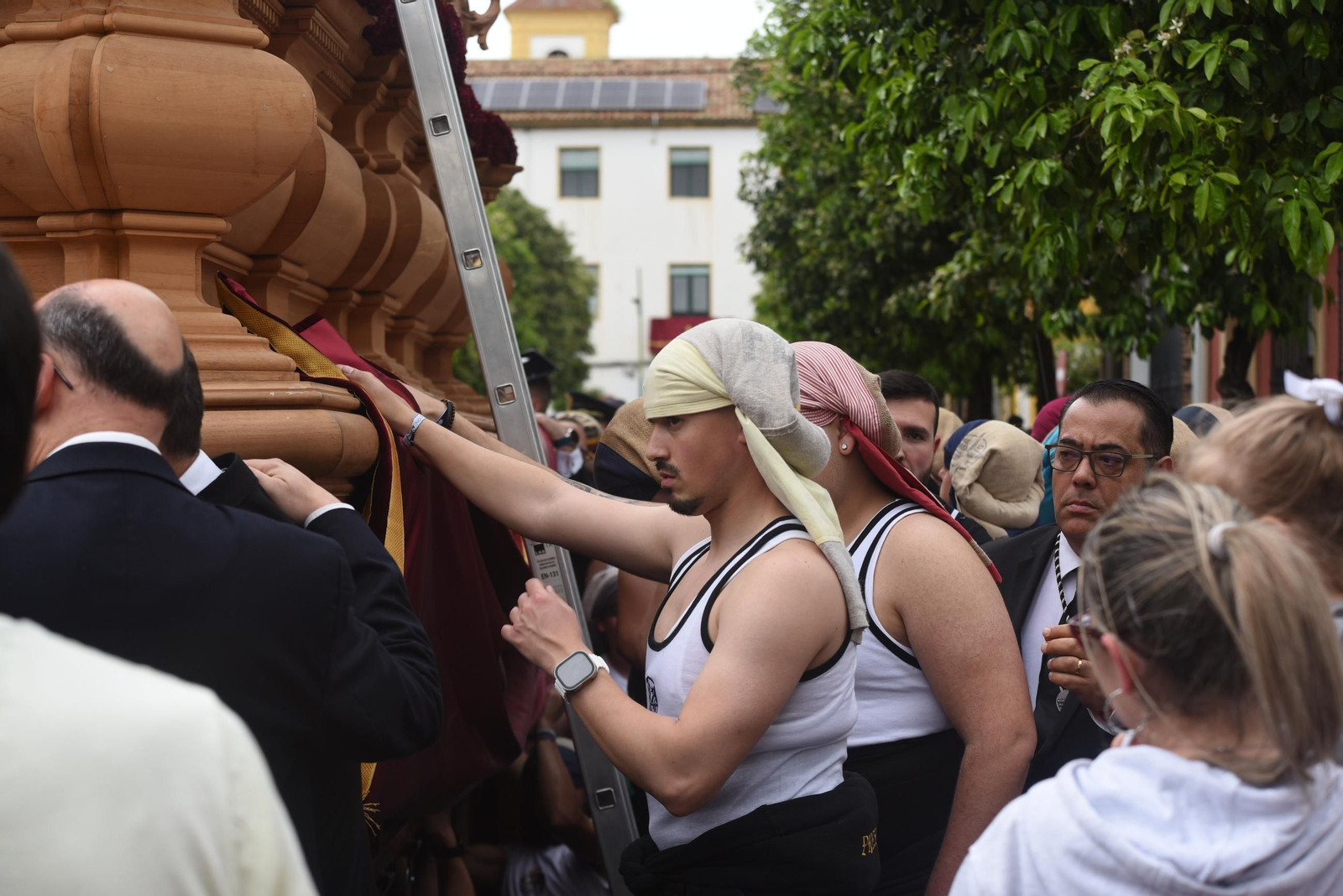 Las mejores imágenes de la procesión Presentación al Pueblo en Córdoba