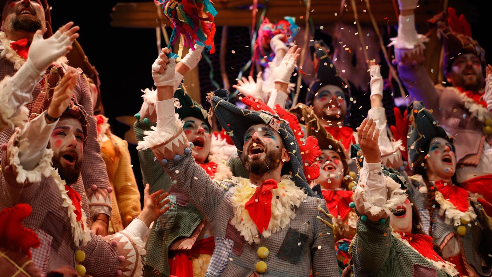 Búscate entre las mejores imágenes de la tercera semifinal del COAC 2025