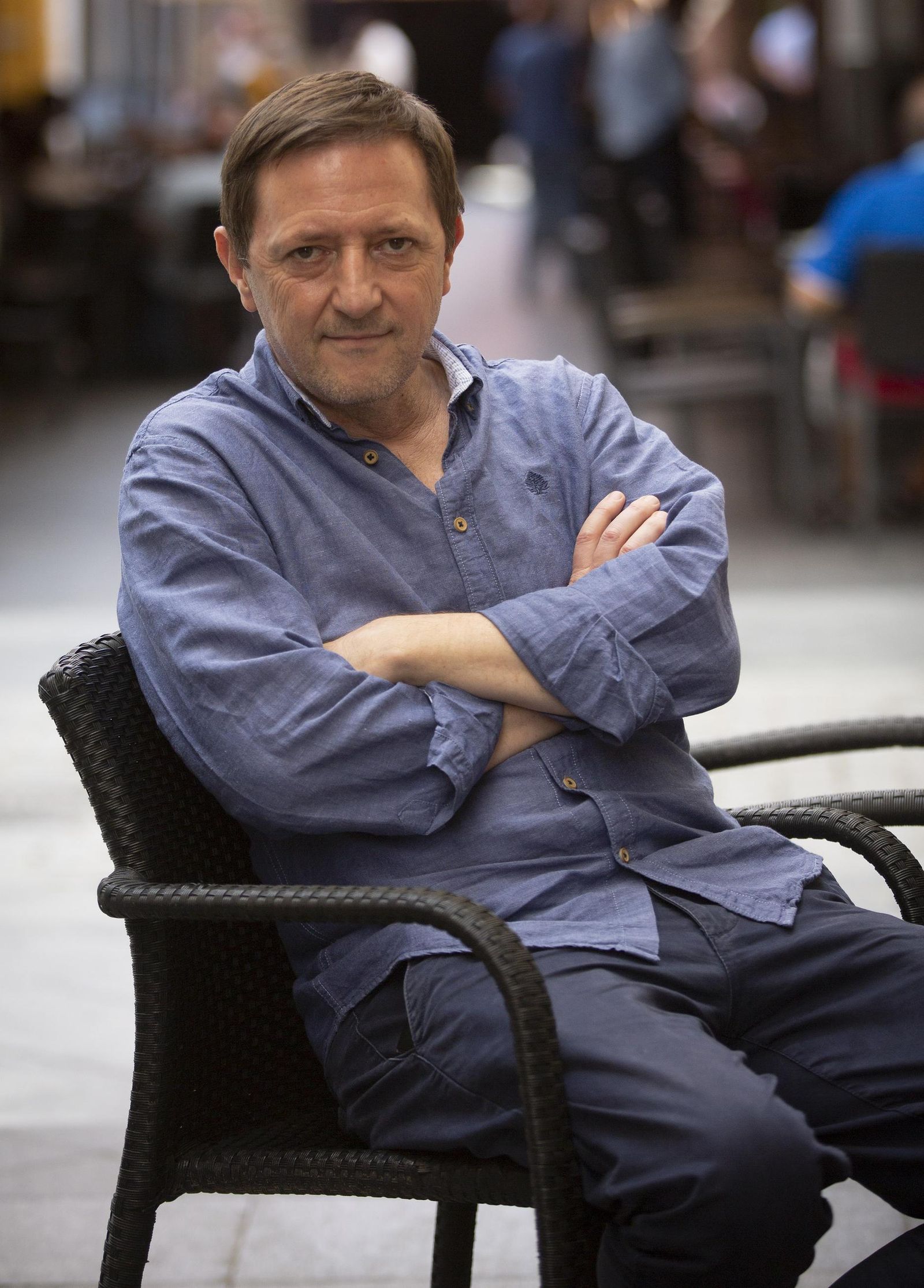 Pisón otorga un protagonismo especial a las canciones en su obra.