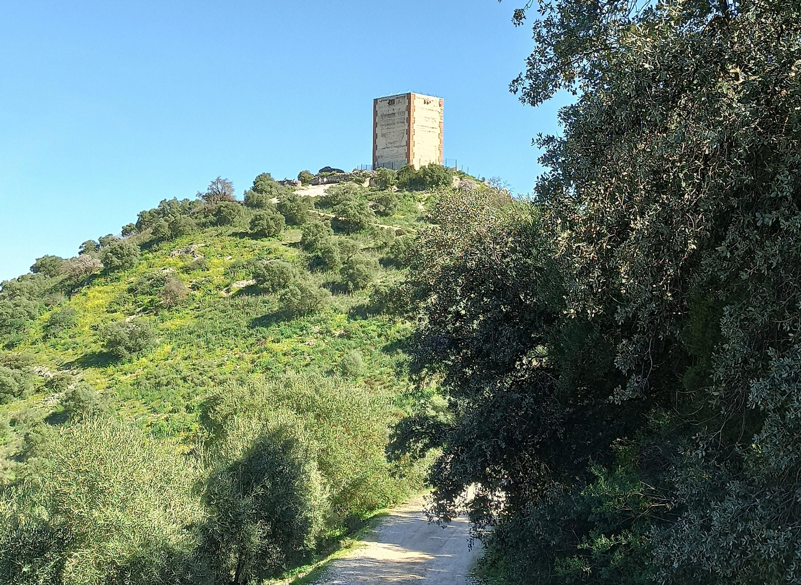 Castillo Anzur de Puente Genil