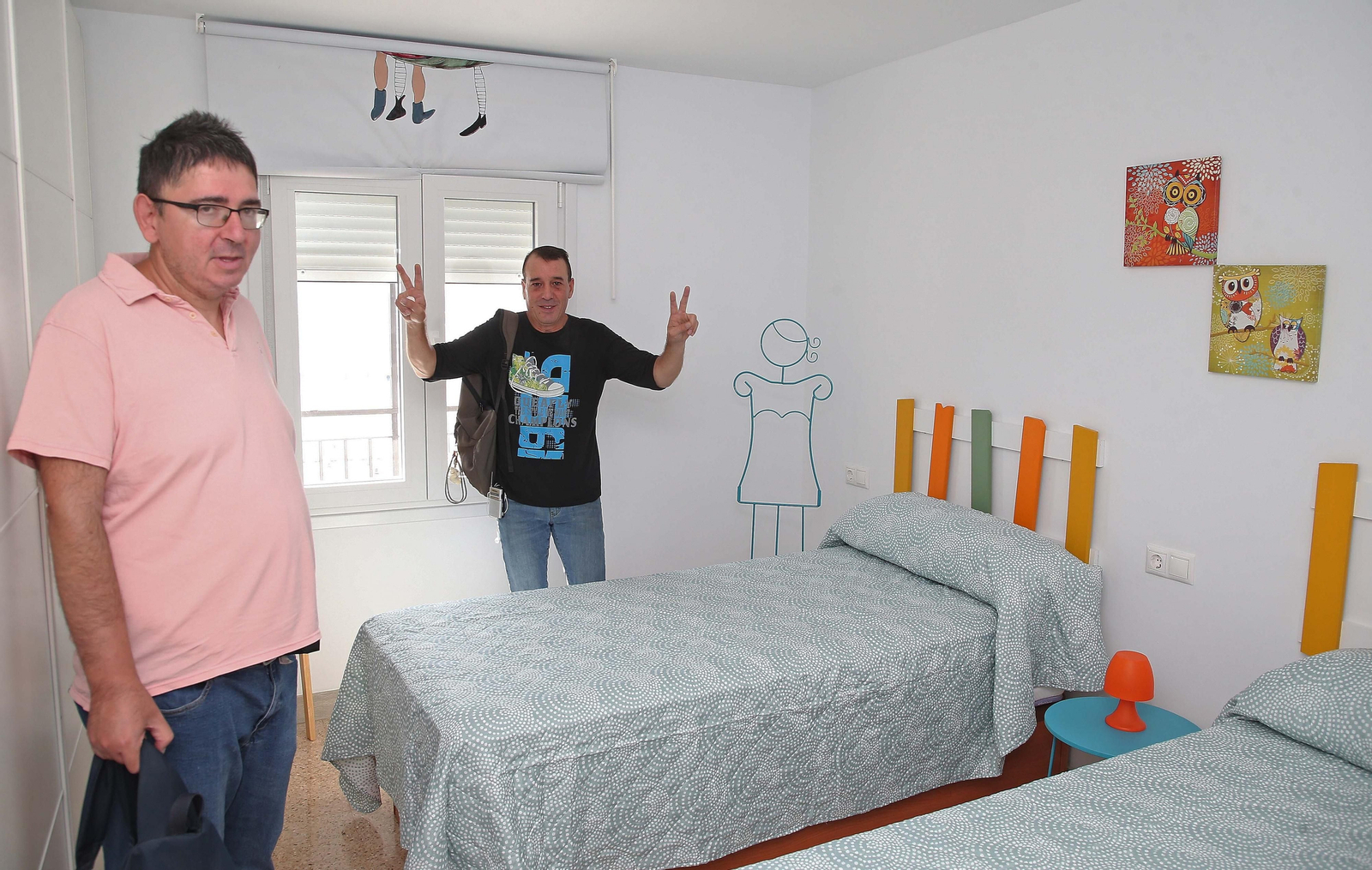 La inauguración de las nuevas viviendas tuteladas de Apadis, en imágenes