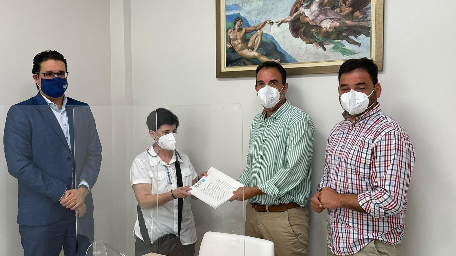 Este miércoles se firmó la compraventa por parte del alcalde de Antas.