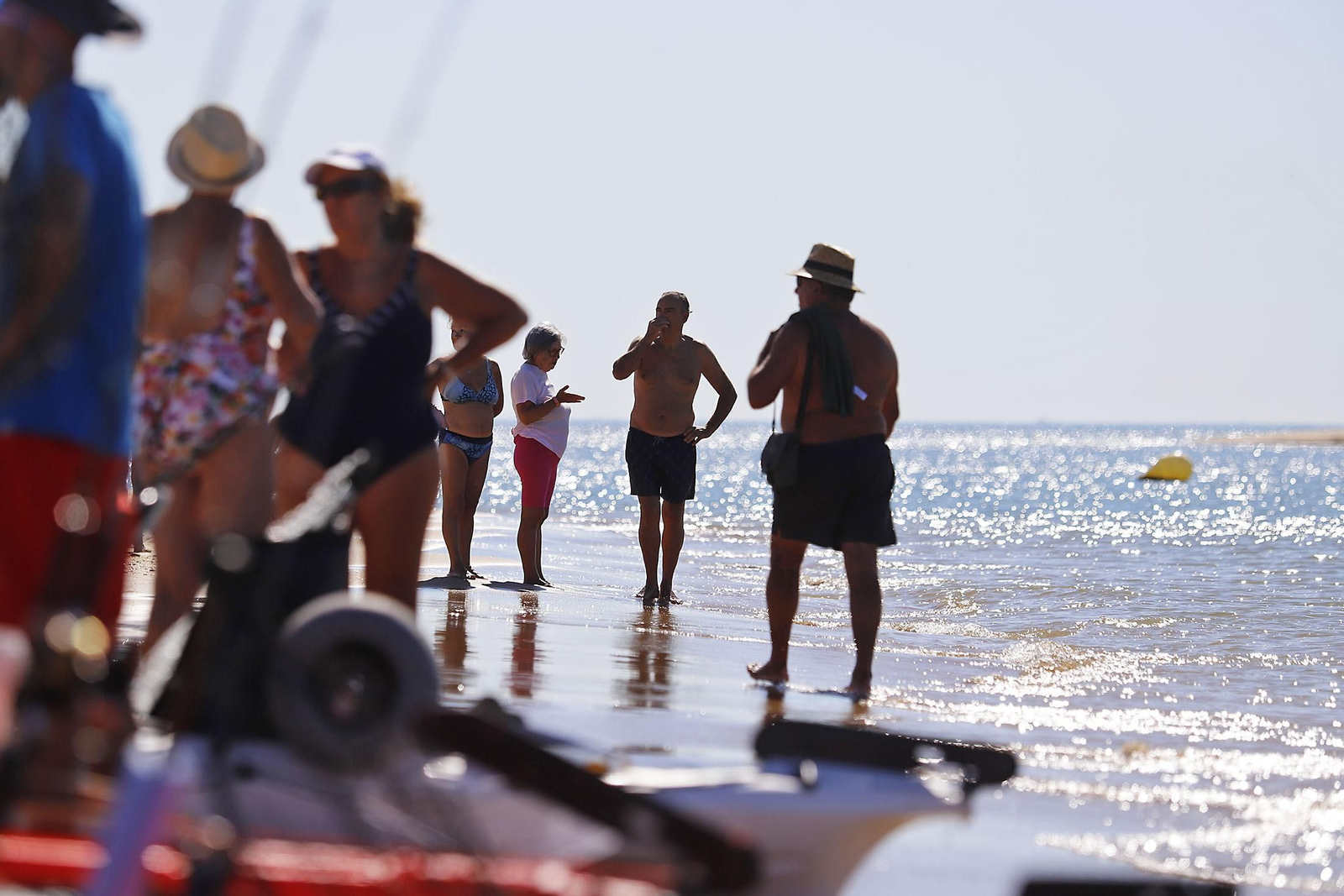 Las playas de Huelva se llenan a finales de septiembre por el buen tiempo