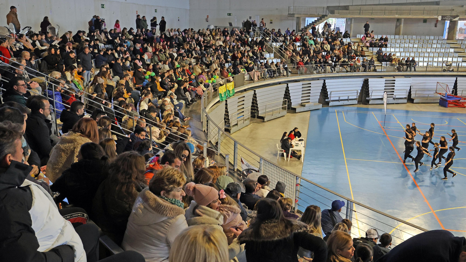 Concurso de baile ‘Dancing Stars’ en el Palacio de Deportes de Chapín en Jerez