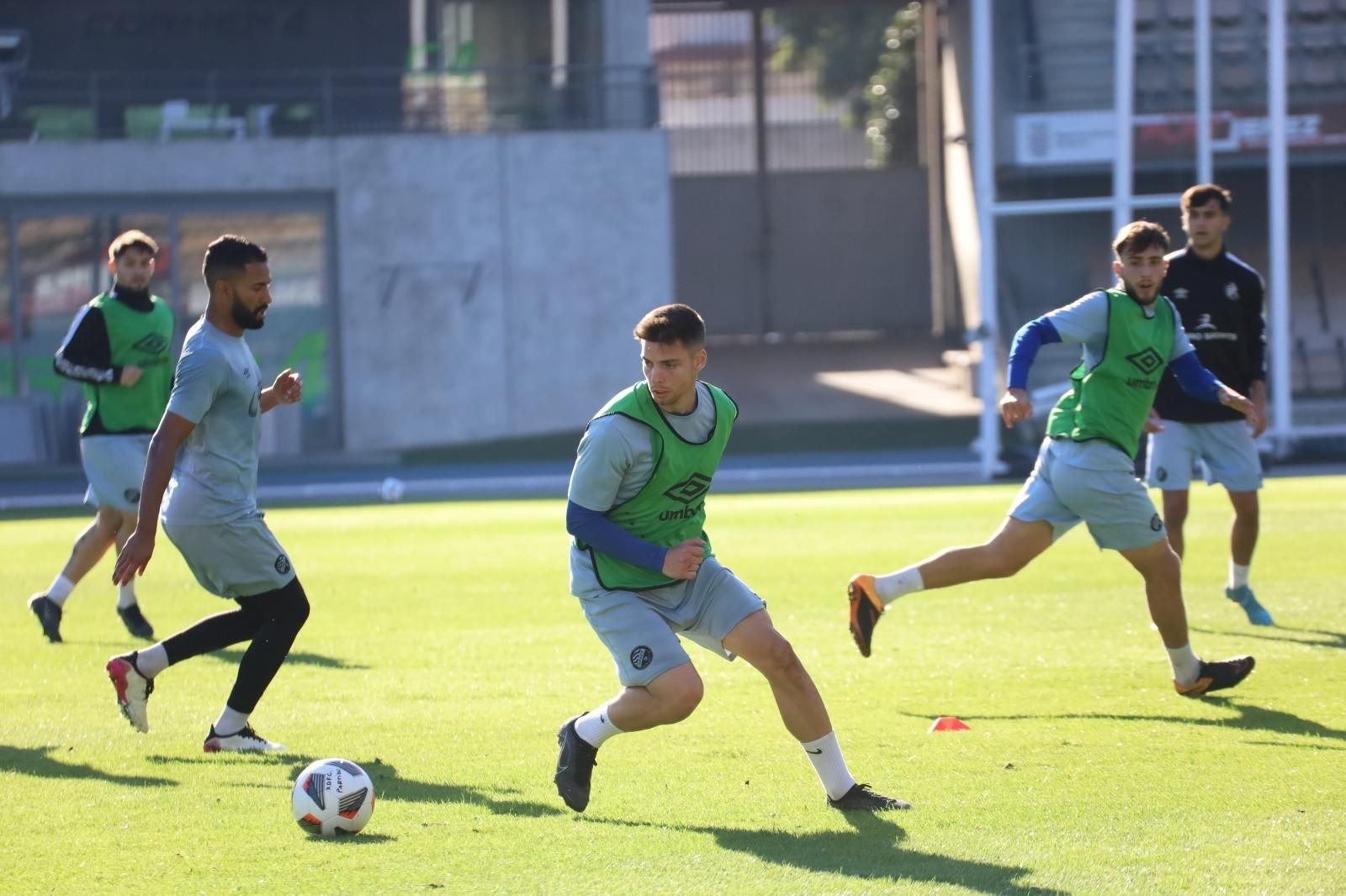 Imágenes del entrenamiento del Xerez DFC en Chapín Imágenes del entrenamiento del Xerez DFC en Chapín