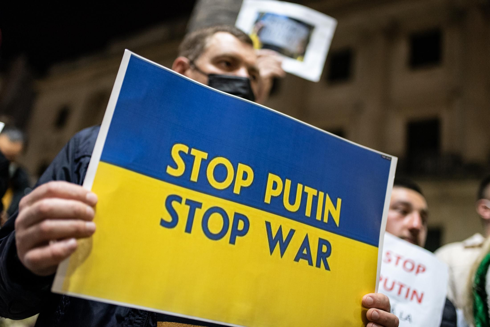 Imágenes de la concentración contra la guerra en Ucrania