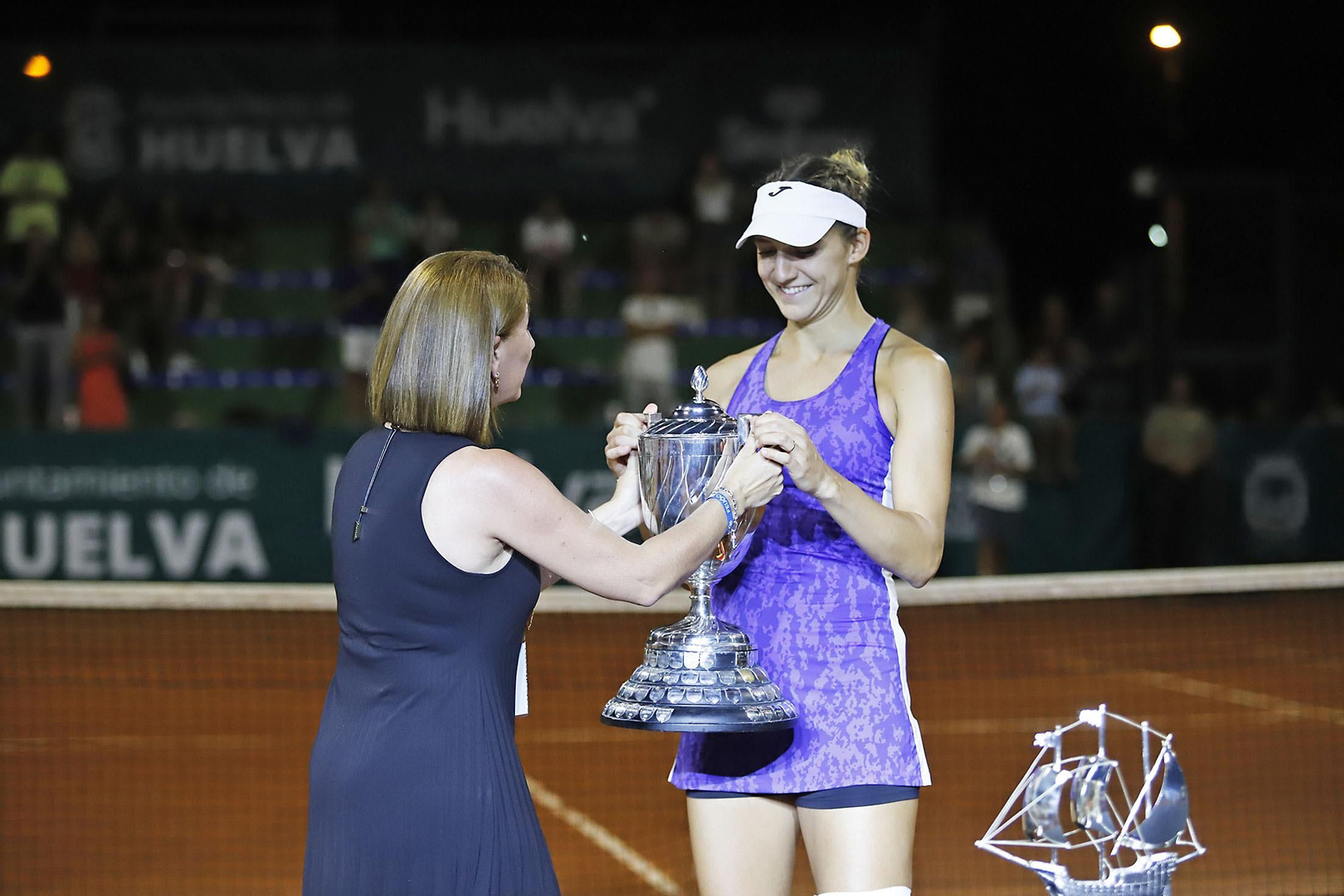 Imágenes de la final femenina de la Copa del Rey de tenis de Huelva