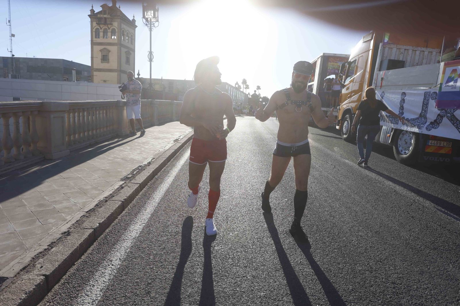 Las imágenes de la cabalgata del orgullo en Sevilla  2022