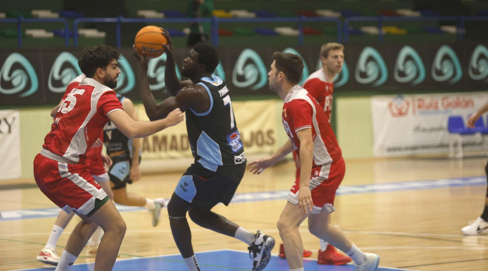 Las fotos del ULB - Colegio El Pinar de Tercera FEB