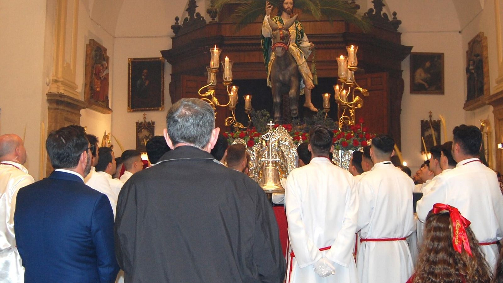 El trono de Nuestro Padre Jesús de la Misericordia a su entrada en Jerusalén.
