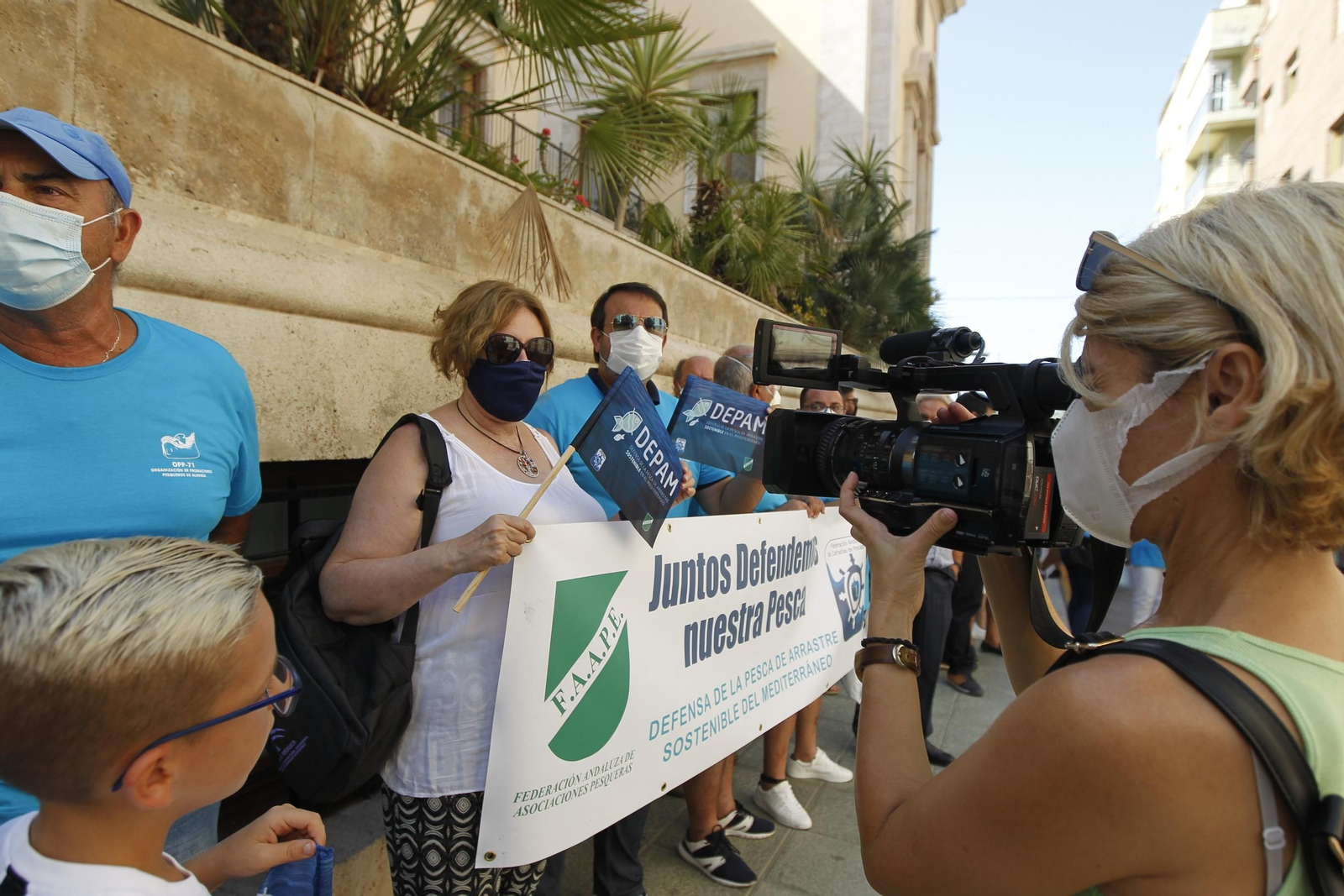 Protestas de los pescadores de flotas de arrastre de Almería, Granada y Alicante.