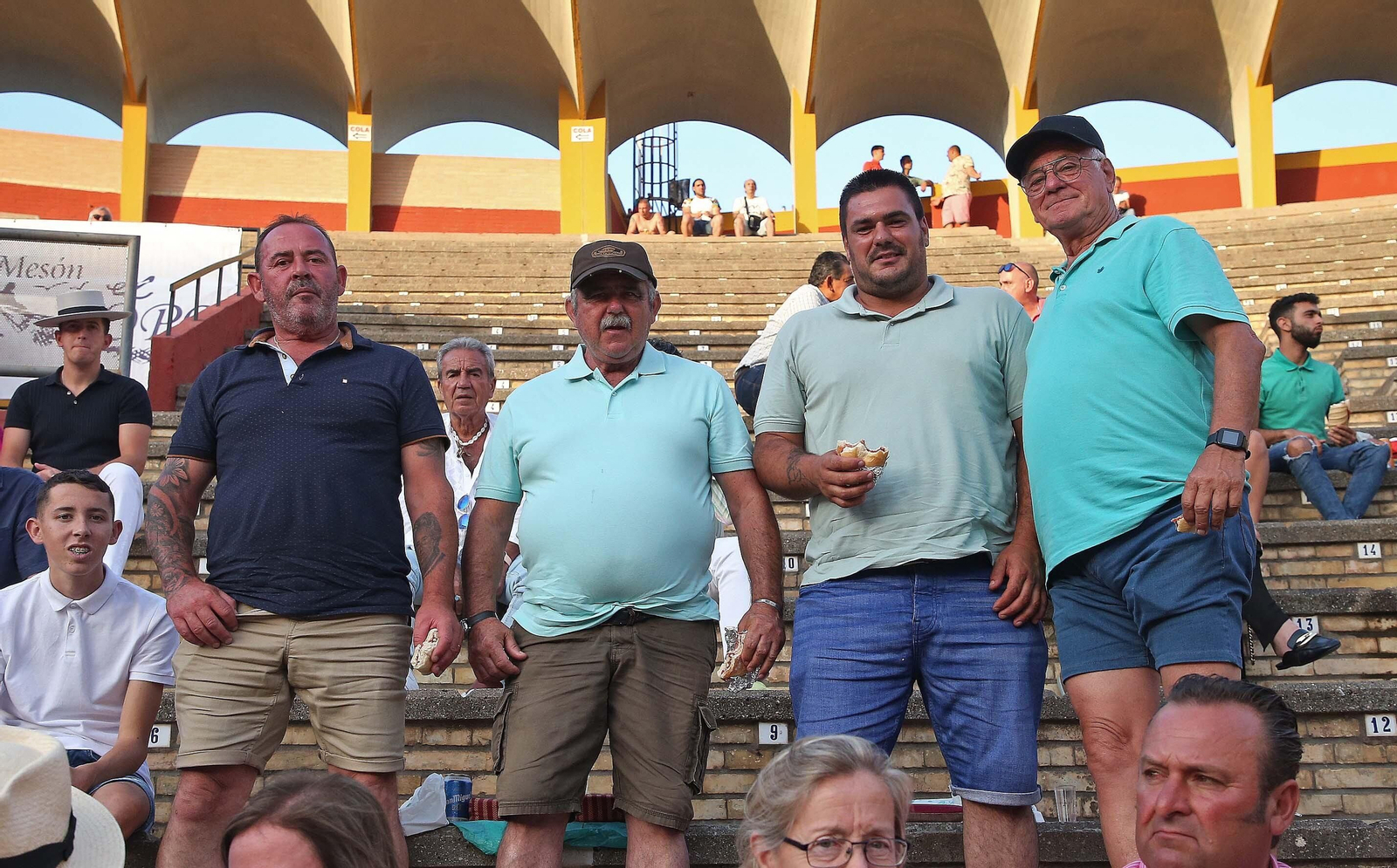 Búscate durante la corrida del viernes  en la plaza de toros Las Palomas