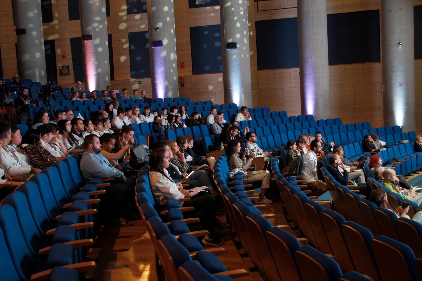 Binómico: Imágenes de la jornada de la jornada de martes en el congreso gastronómico Iberoamericano