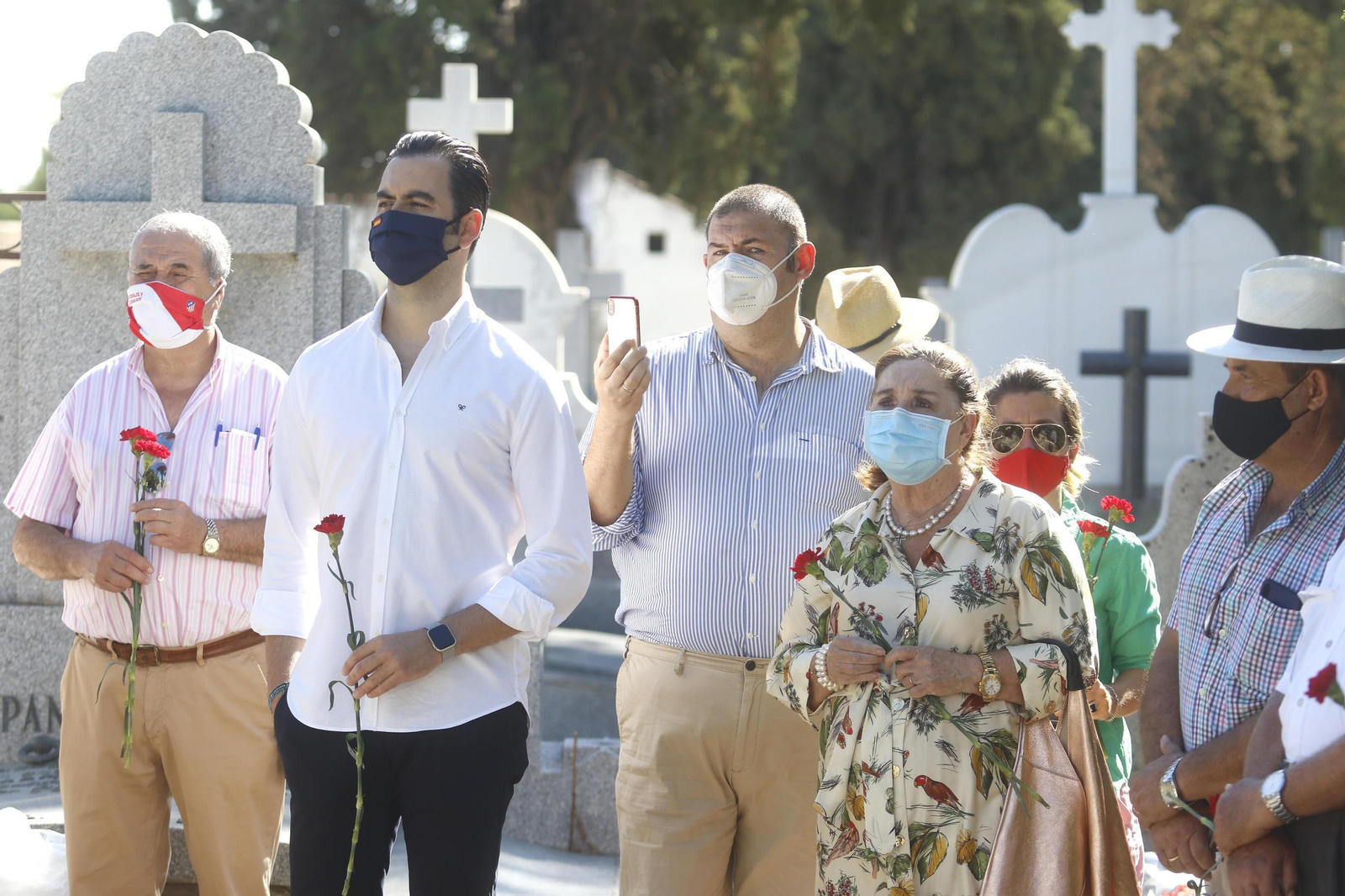 Las fotos de la ofrenda floral a Manolete