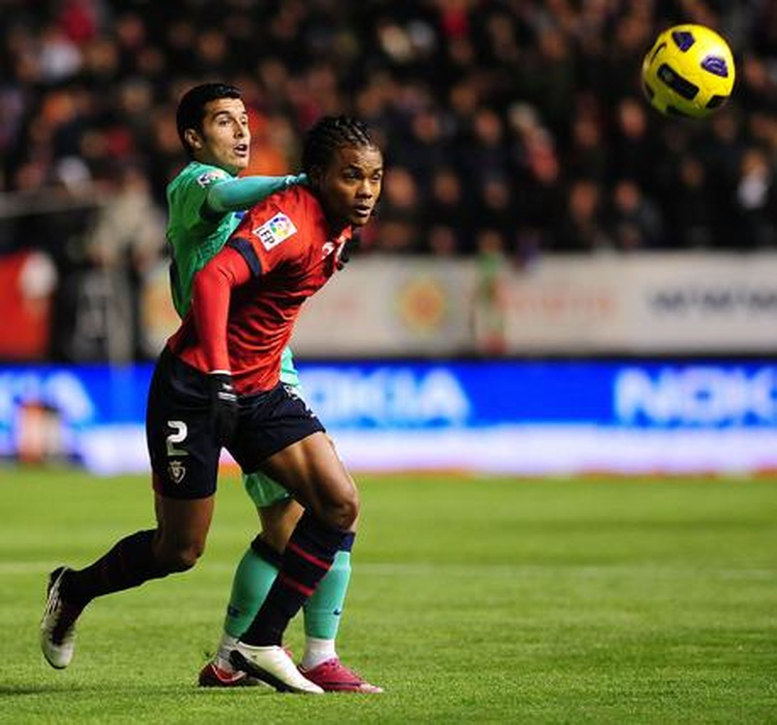 El Barcelona gana con facilidad a Osasuna en Pamplona. / AFP
