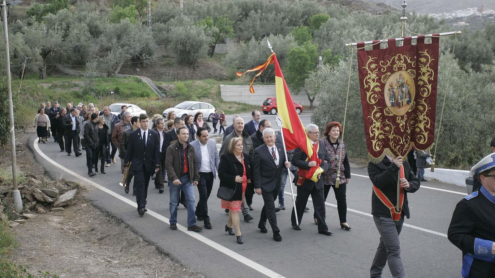 Abulenses y visitantes disfrutan de periodo festivo cargado de tradición en honor a su Patronos.