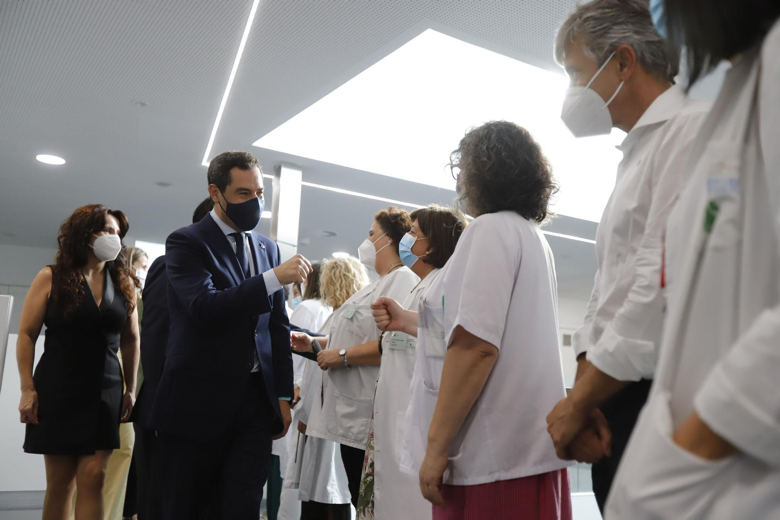 Imágenes de la inauguración del Centro de Salud de Isla Chica en Huelva