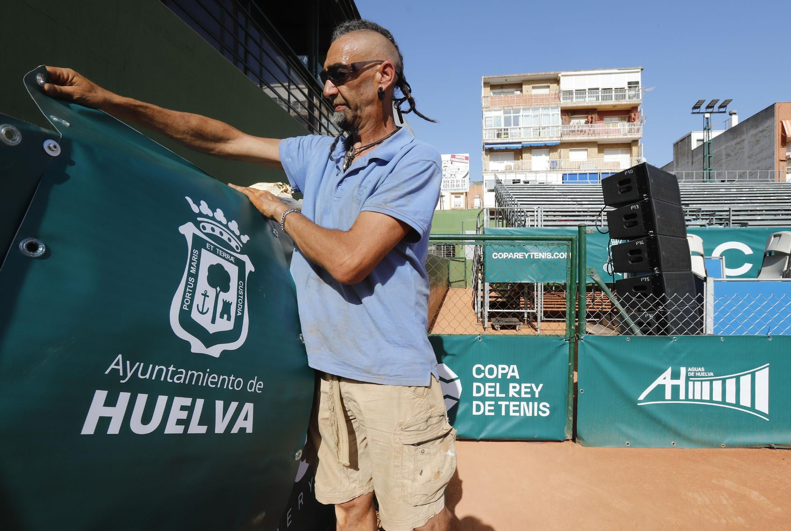 Imágenes de los preparativos para la Copa del Rey de tenis