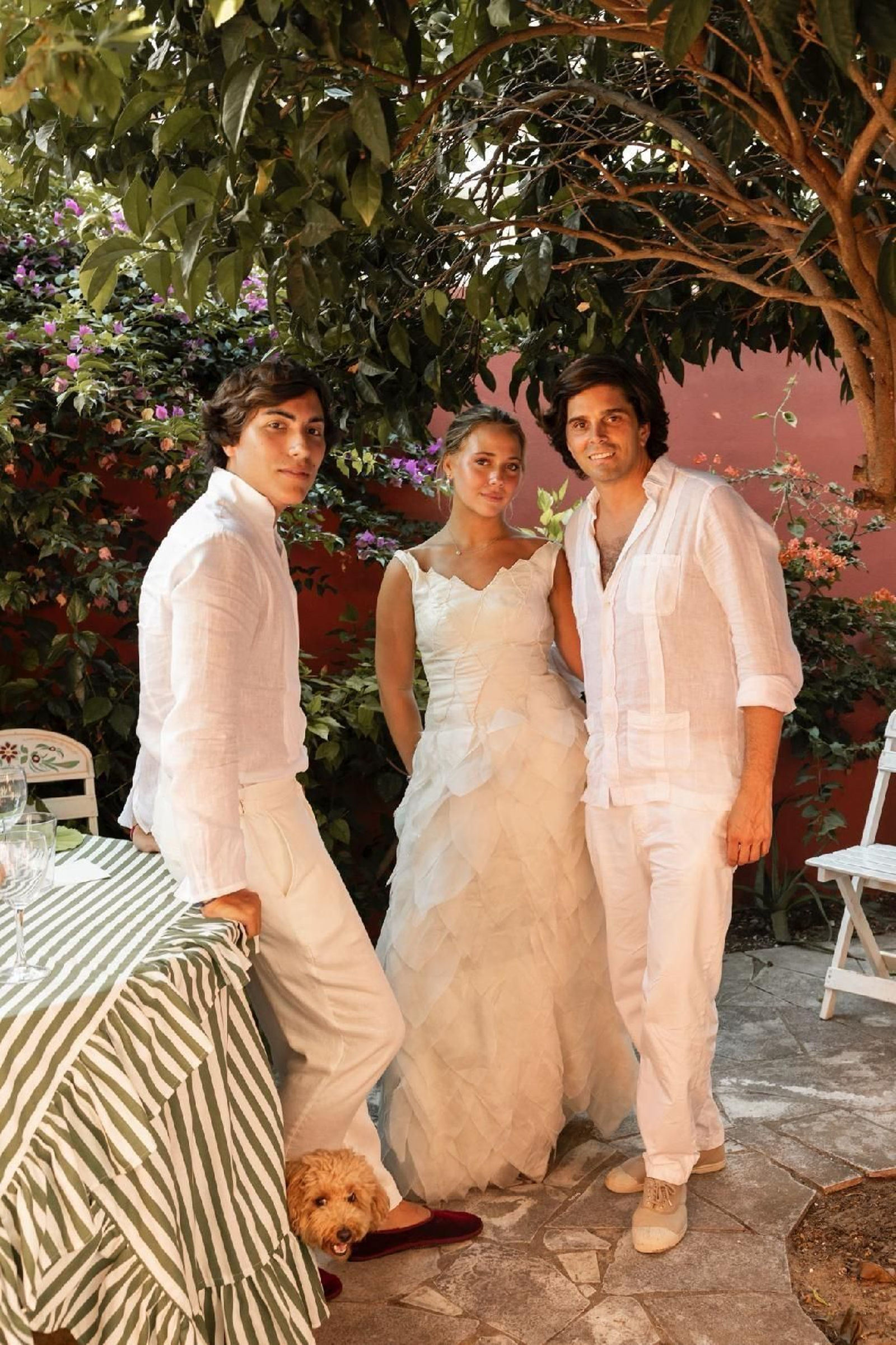 Manuela Cascajosa con Javier Martín y Álvaro Salinero.