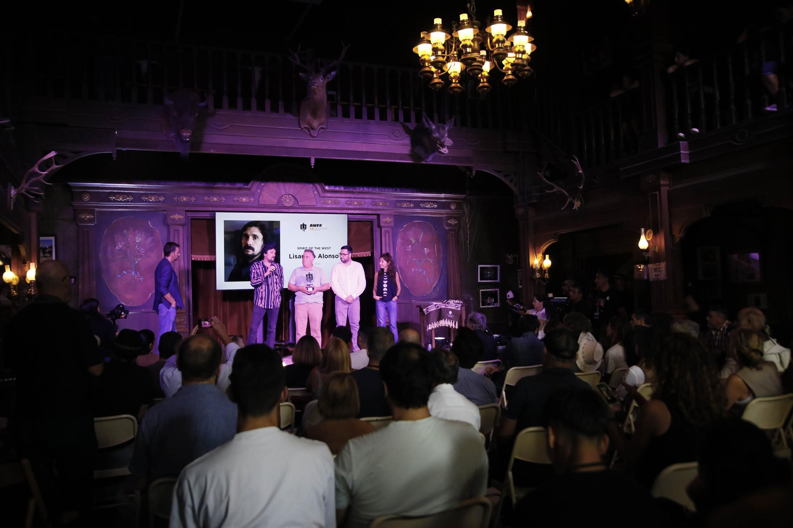 Entrega premio "Spirit of the West" al director Lisandro Alonso