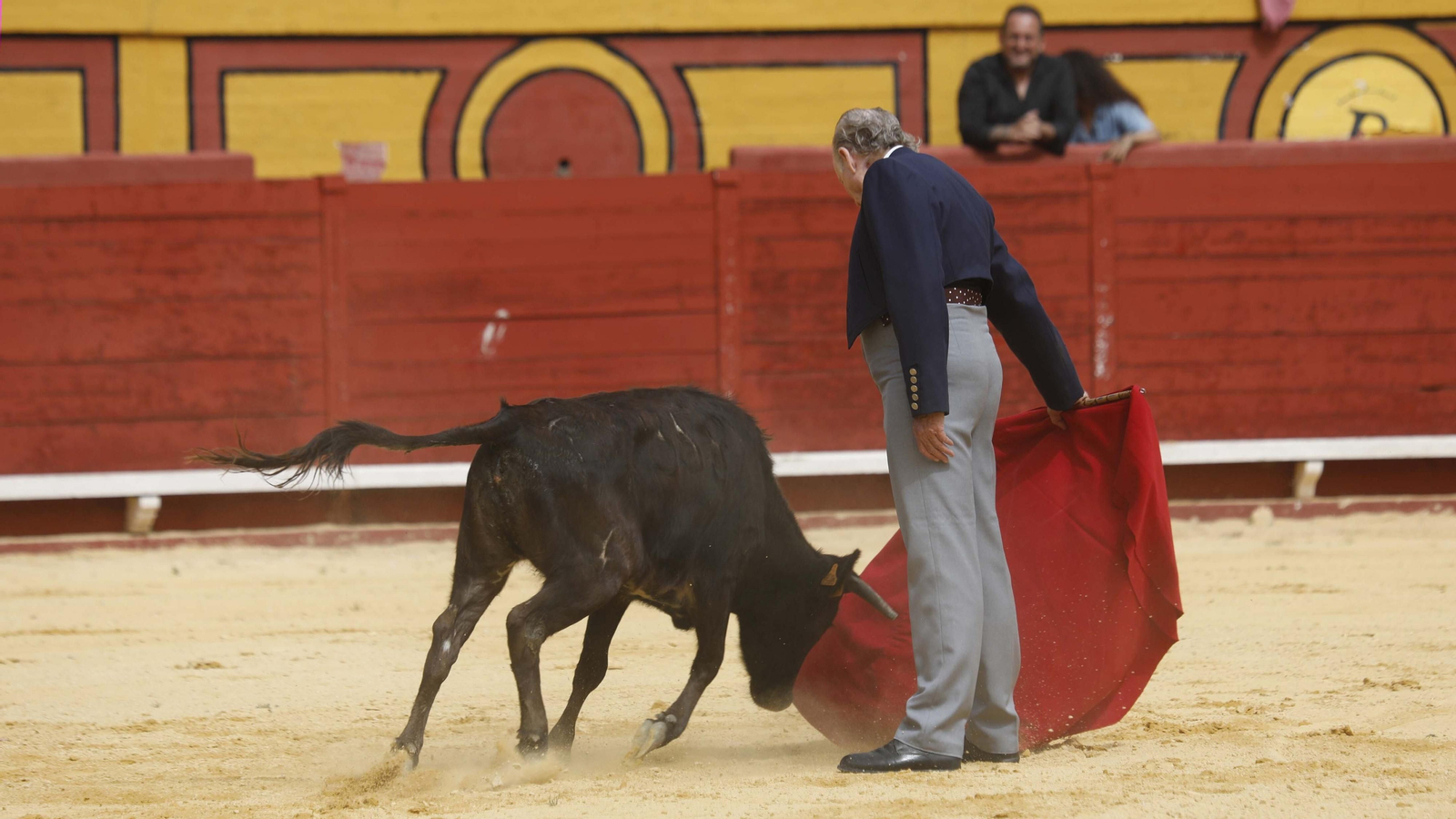 La clase magistral de tauromaquia organizada por Miguelete, en imágenes