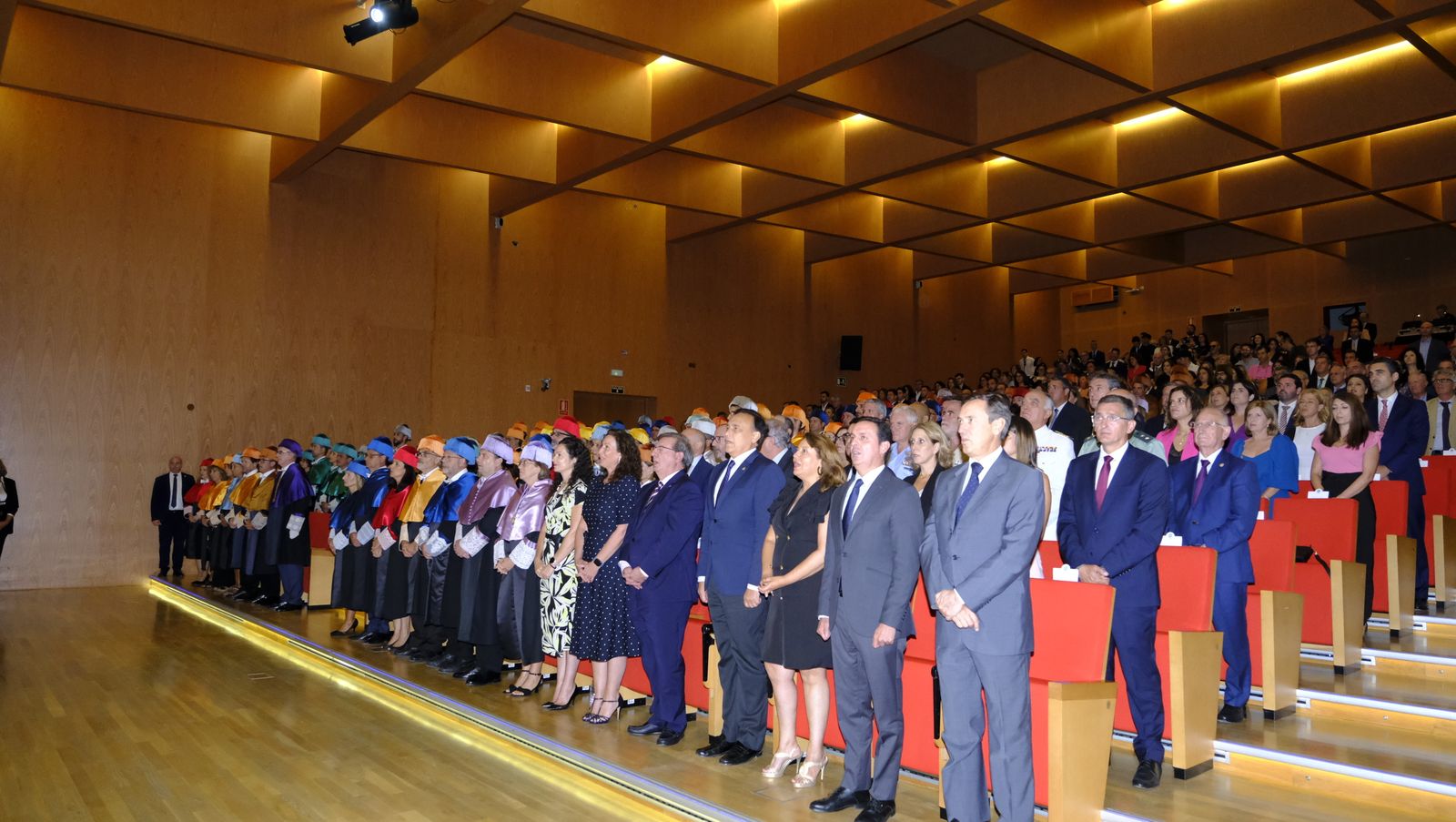 El Presidente de la Junta Juanma Moreno, inaugura el curso universitario andaluz en Almería