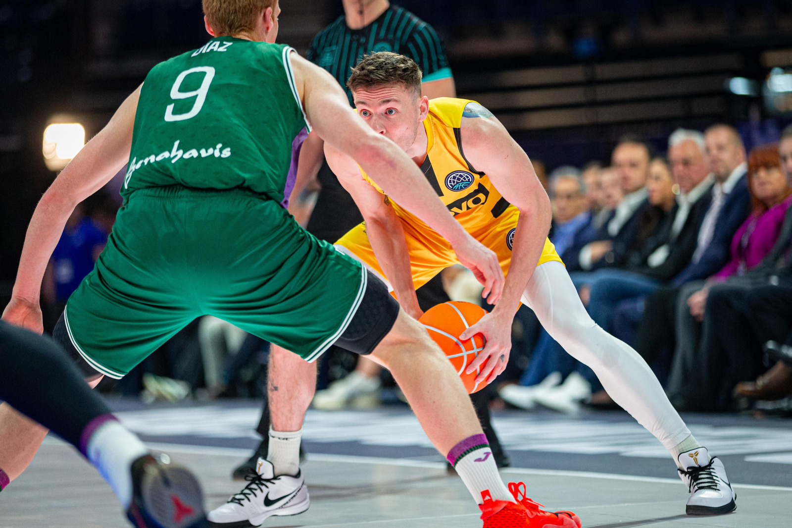 Las fotos de la final de la BCL entre Lenovo Tenerife y Unicaja Baloncesto