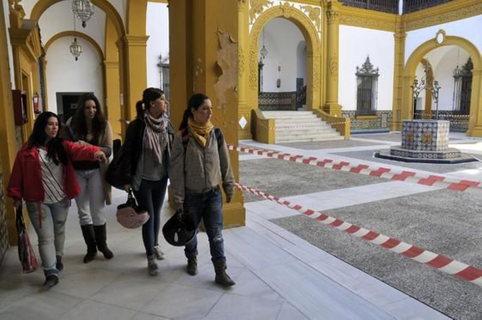 Estado de deterioro en el que se encuentran las instalaciones del Conservatorio de Danza.  Foto: Juan Carlos  Vázquez