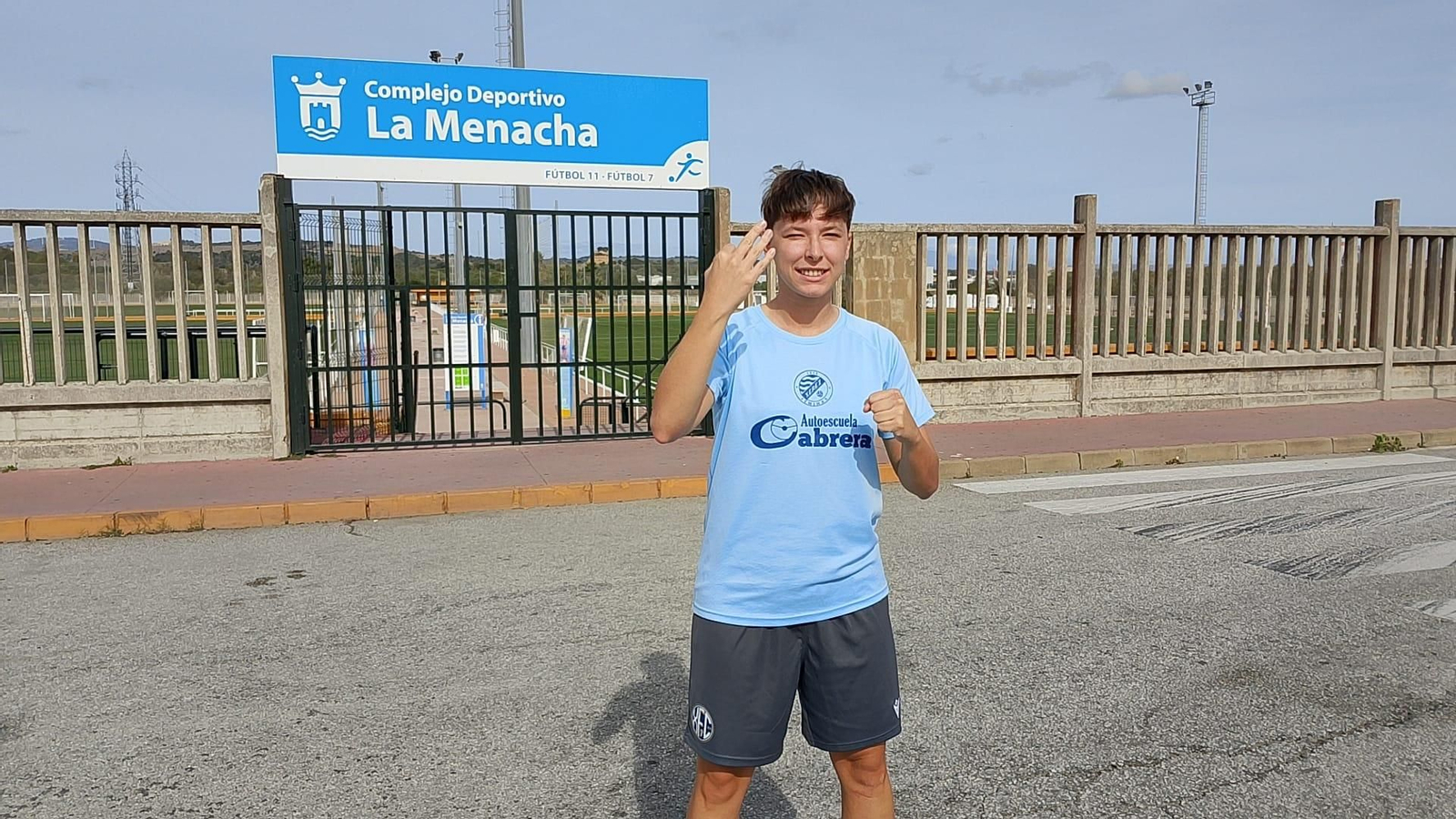 Elena anotó tres goles en Algeciras.