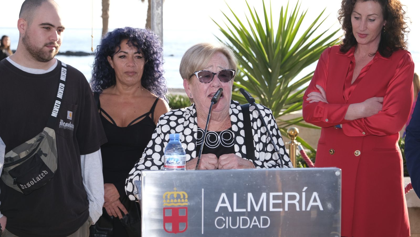 Imágenes de la Inauguración de la Plaza Diego García Molina, hostelero que fue Presidente de ASHAL