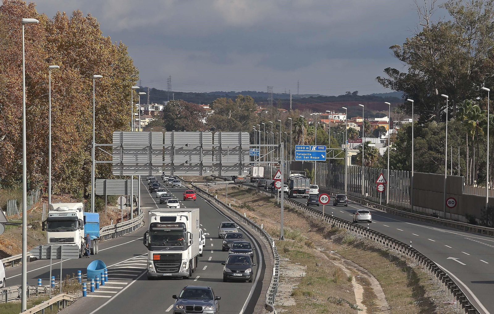 La A-7, que supera su capacidad hasta un 125%.
