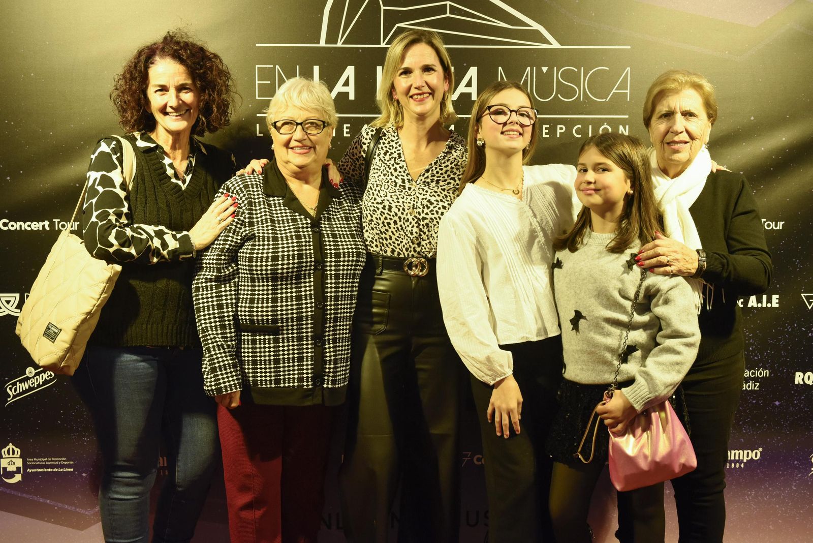 Fotos del recital 'Así canta Jerez en Navidad' en La Línea